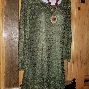 700 Ladies lace tunic